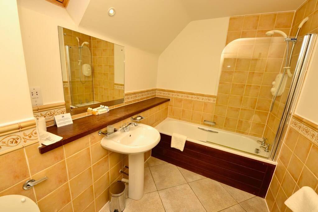 Ryder Cup Lodge Duchally - Free Access To Leisure Club Swimming Pool Hot Tub Steam Room - Starlink Satellite Internet - Sky Glass Now Dog Friendly For 2025 Auchterarder Exterior foto
